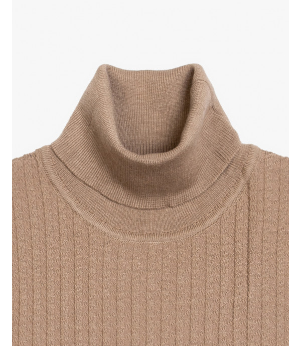 Textured turtleneck swester