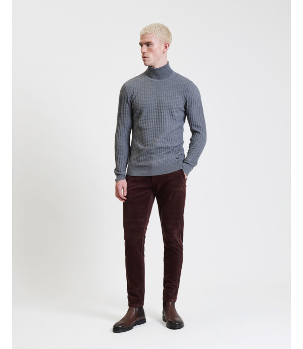 Textured turtleneck swester